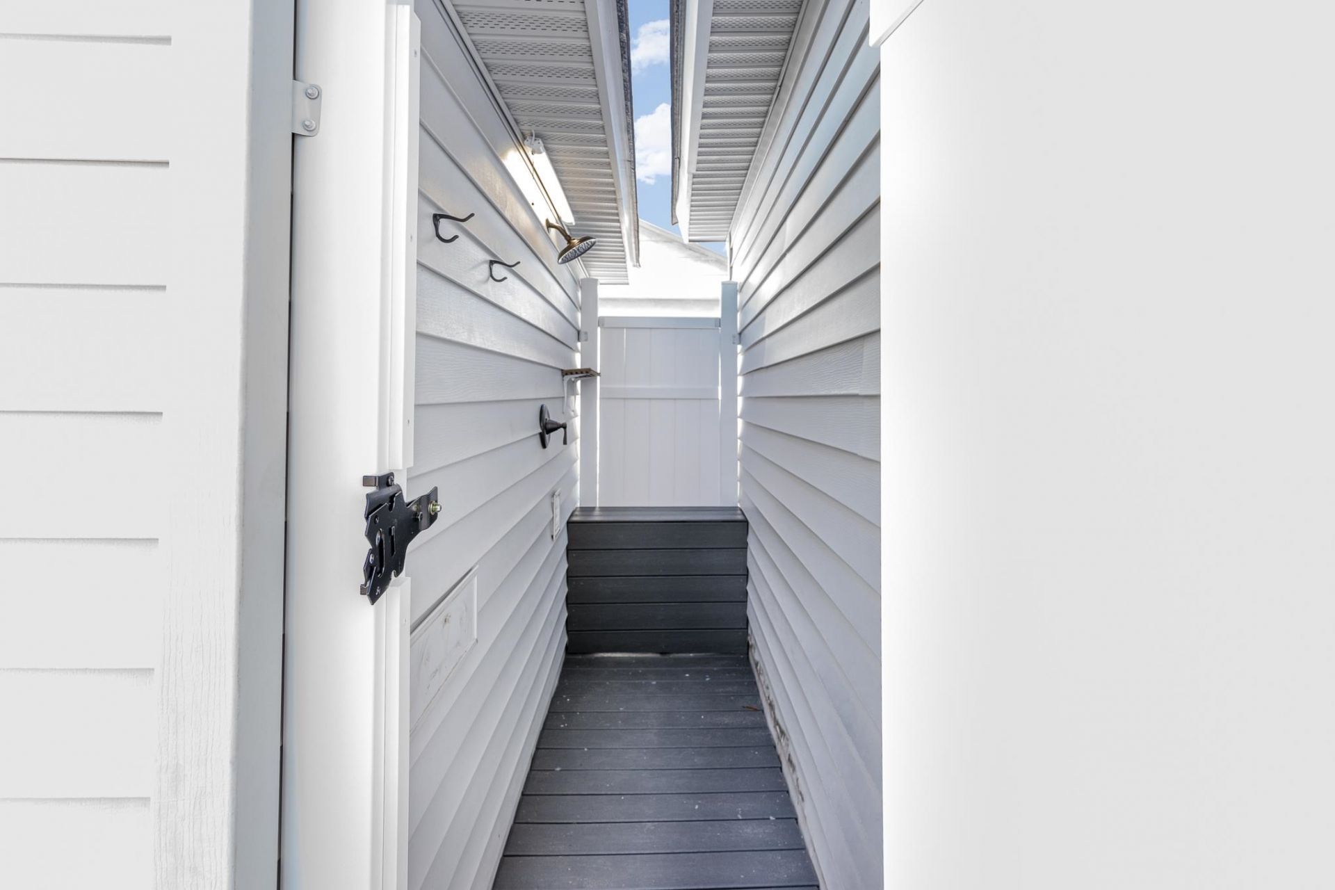 6001 S Kings Hwy. Photo 22