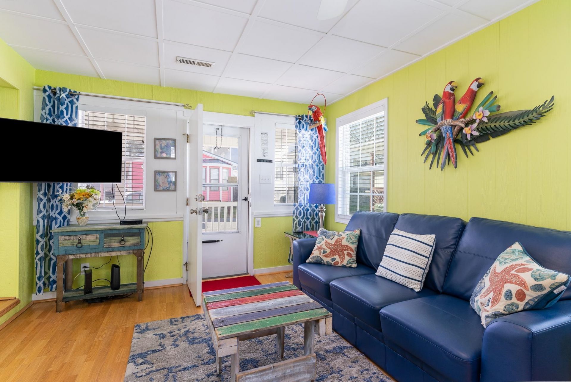 6001 S Kings Hwy. Photo 8