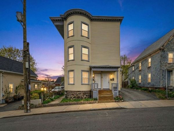 10 Adams St, Lynn, MA 01902