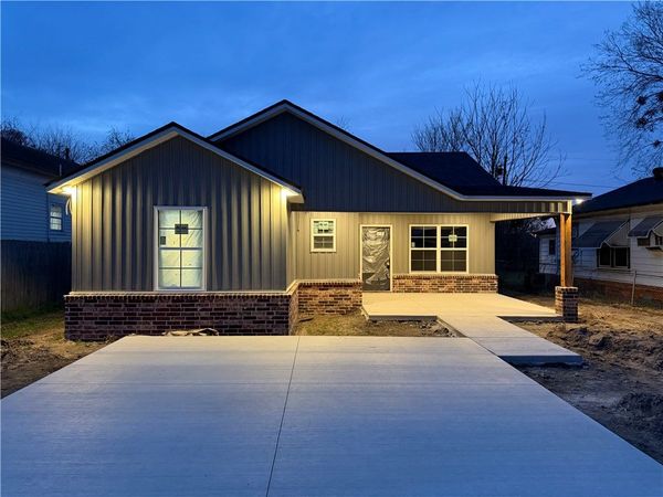 2021 30th Street , Fort Smith, AR 72904