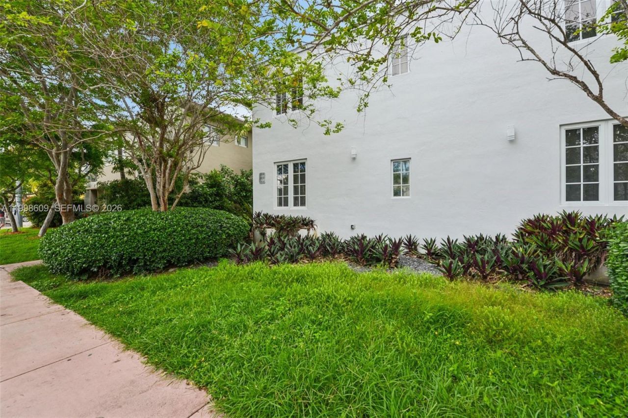 1510 Meridian Ave, Unit 12, Miami Beach, FL 33139 Photo