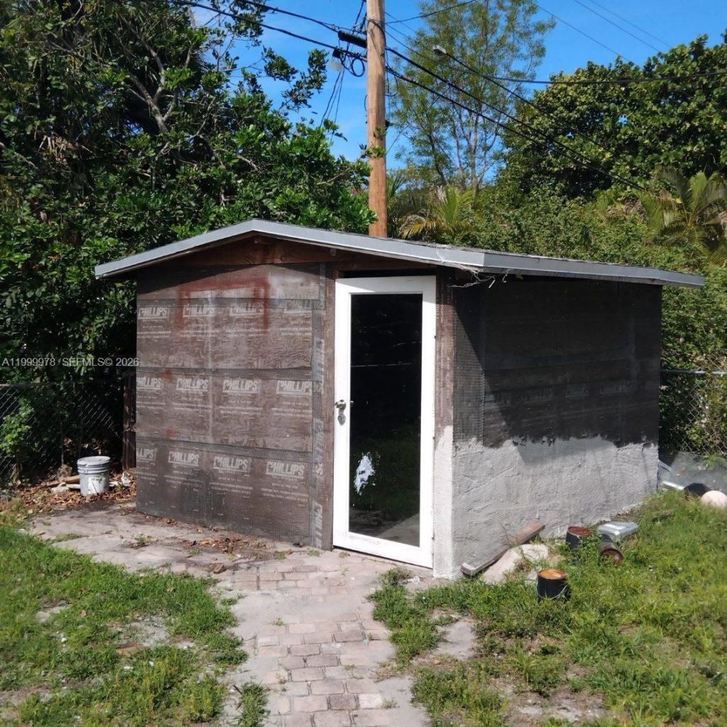 1565 NE 48th St, Pompano Beach, FL 33064 Photo