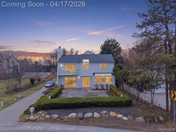 3700 Orchard Lake Road, West Bloomfield Twp, MI 48324