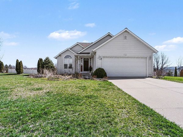 725 Wild Pond Court, Middleville, MI 49333