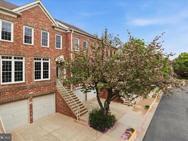 9566 LAGERSFIELD CIRCLE, VIENNA, VA 22181