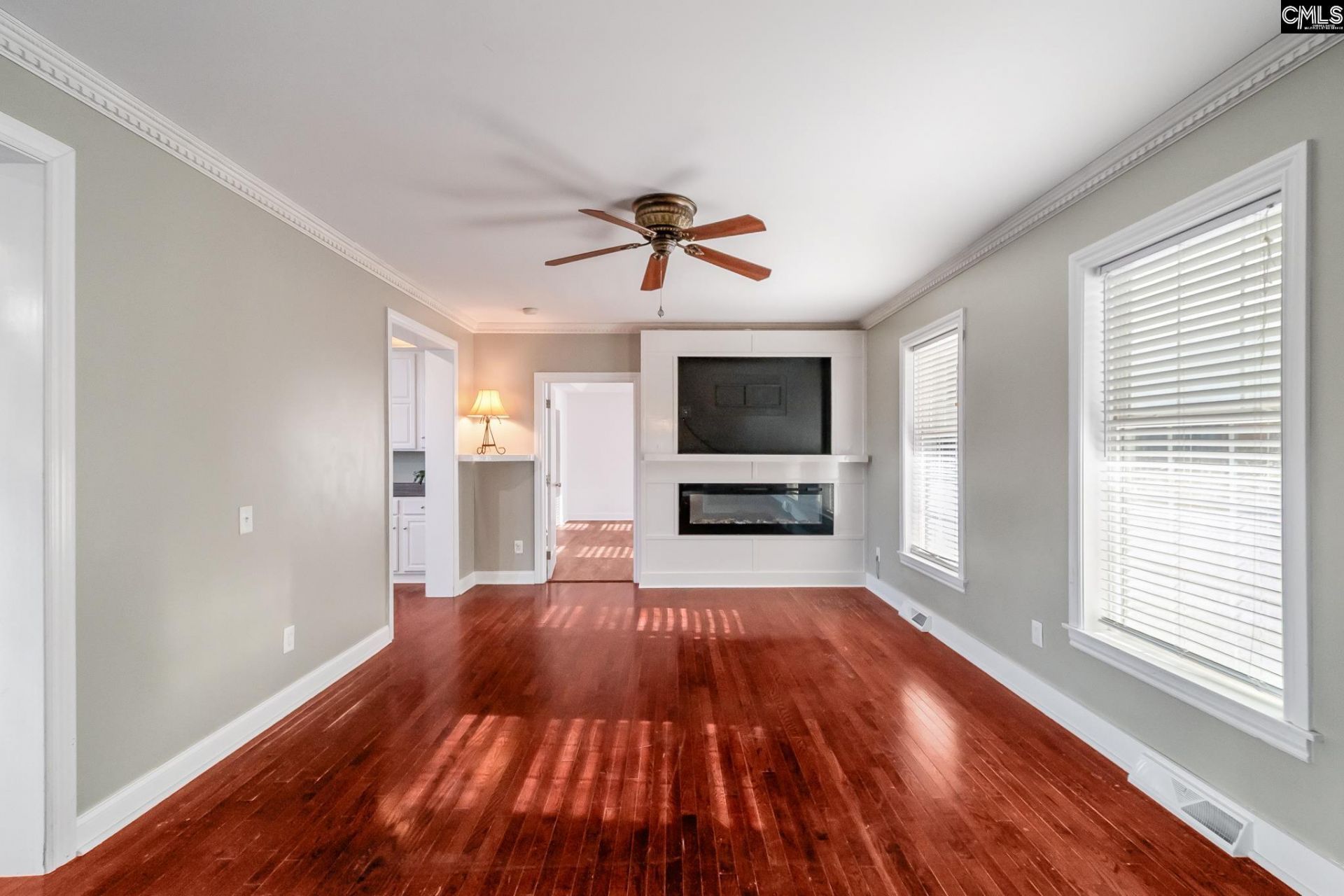 1876 Columbia Road Photo 10