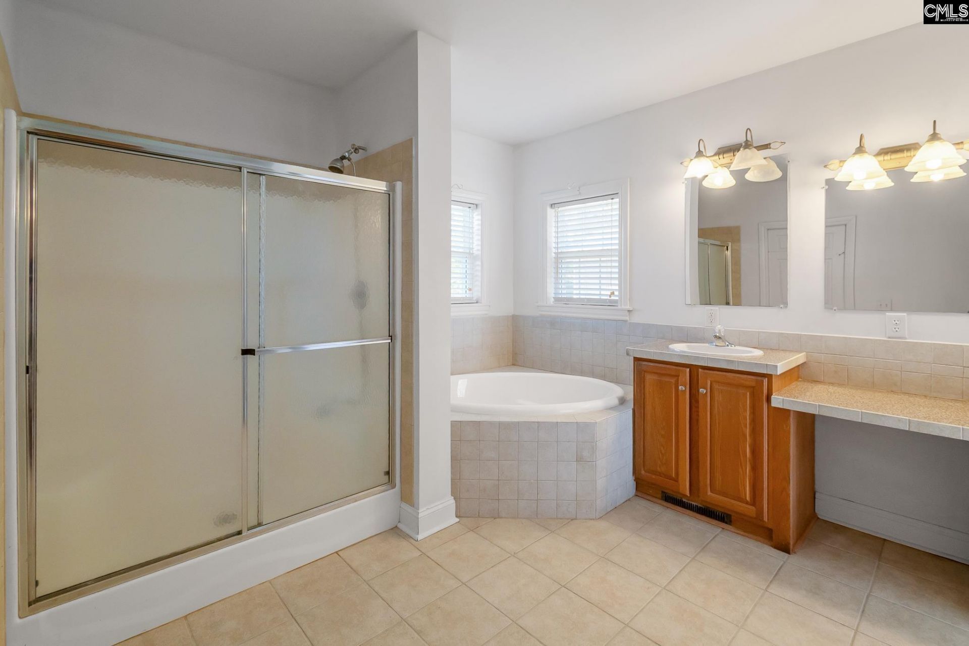 1876 Columbia Road Photo 19