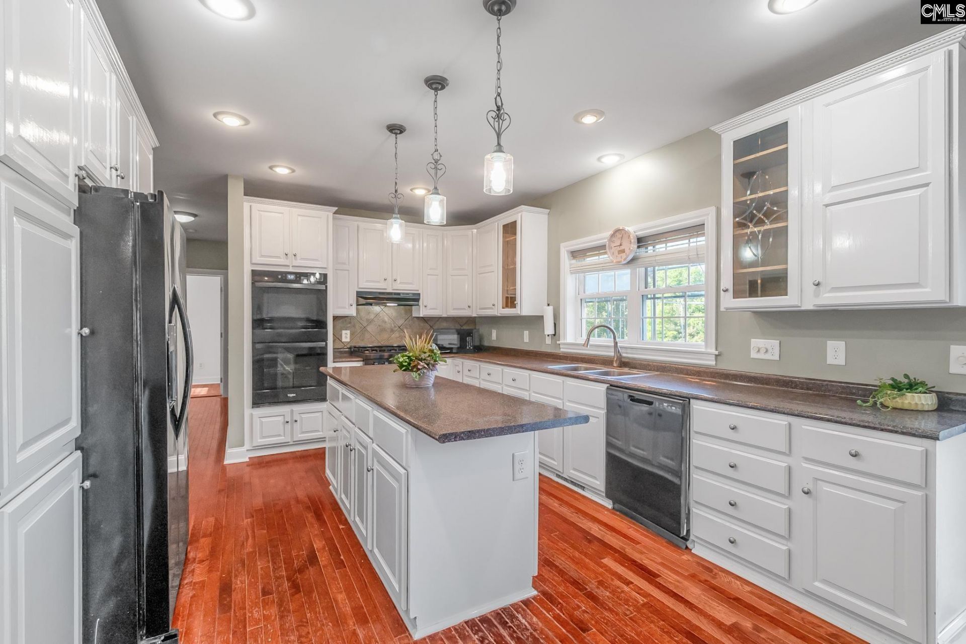 1876 Columbia Road Photo 21