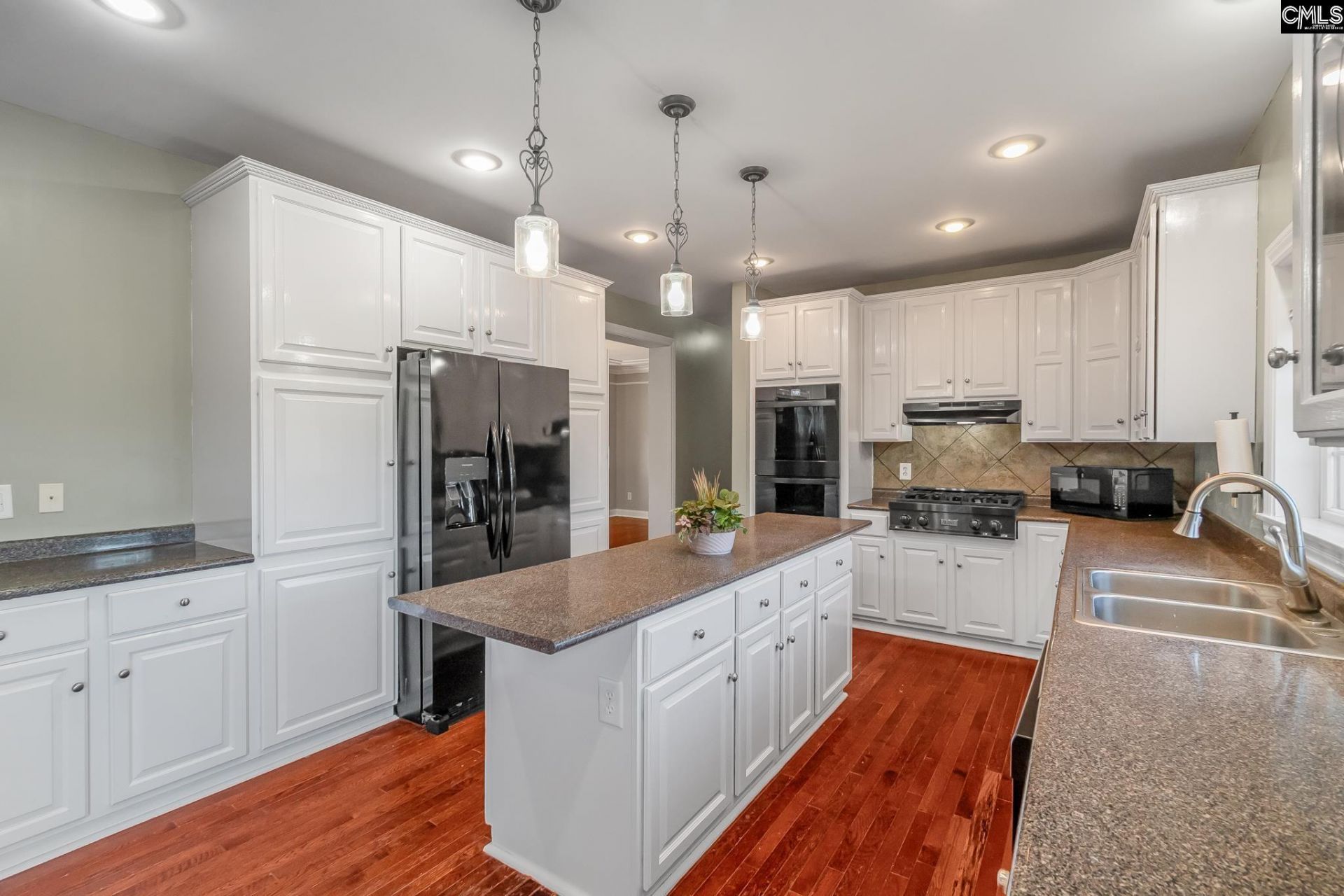 1876 Columbia Road Photo 23