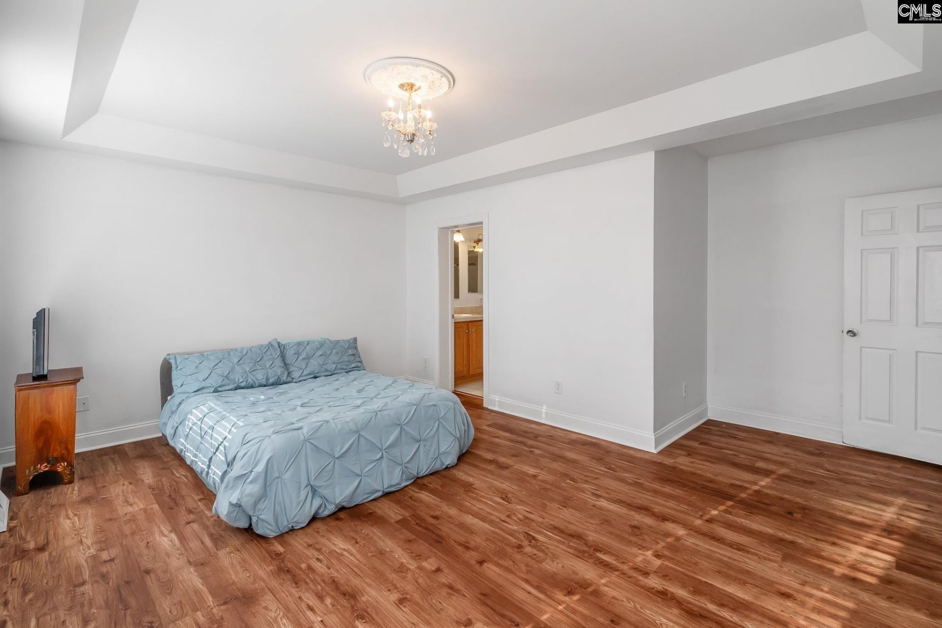 1876 Columbia Road Photo 32