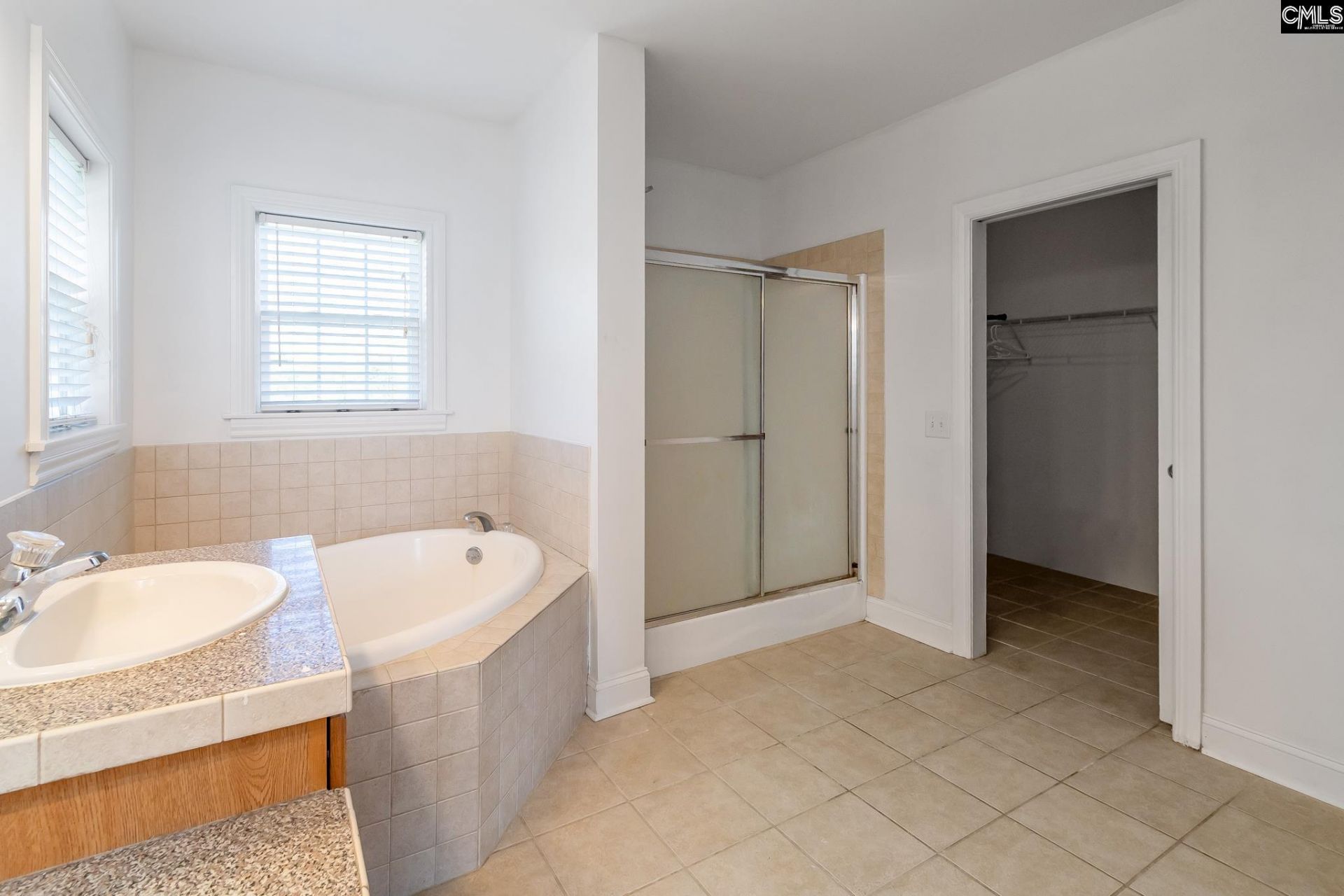 1876 Columbia Road Photo 35