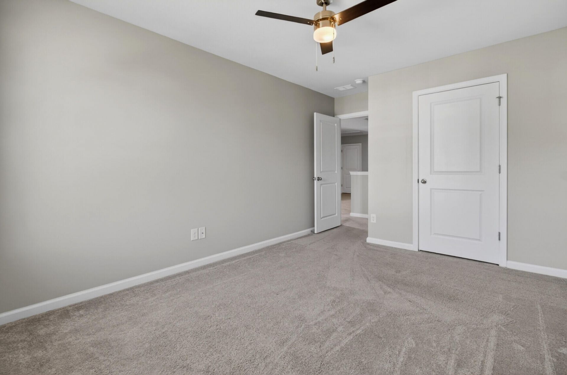 106 Trumpet Vine Drive Photo 35