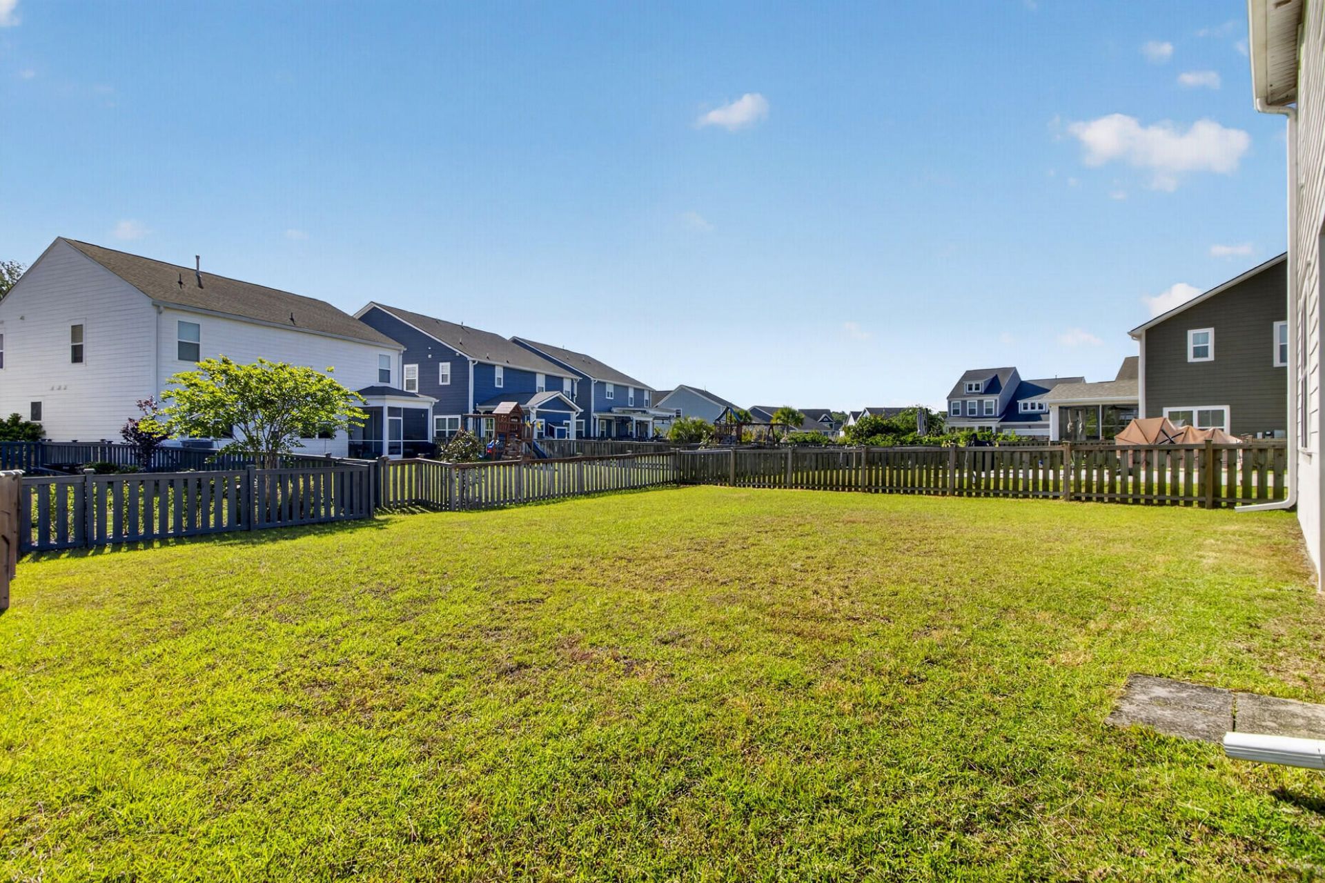 106 Trumpet Vine Drive Photo 37