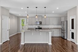 106 Trumpet Vine Drive photo 4