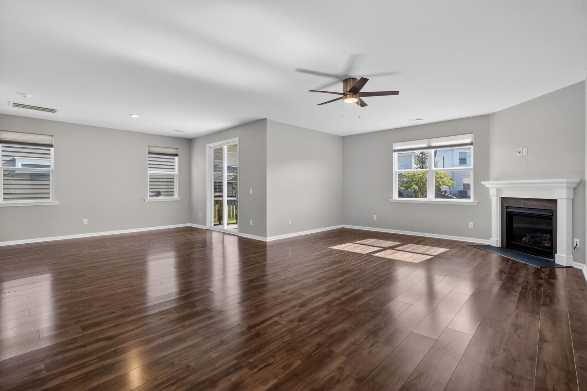 106 Trumpet Vine Drive Photo 8