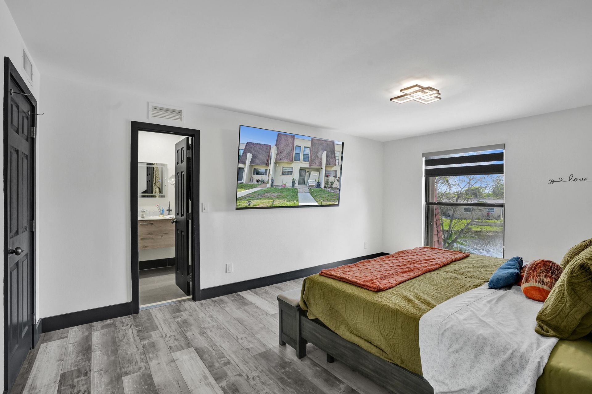 8992 Palm Tree Lane, Unit 8992, Pembroke Pines, FL 33024 Photo