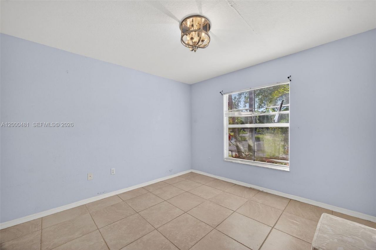 2073 SE 13th St , Homestead, FL 33035 Photo