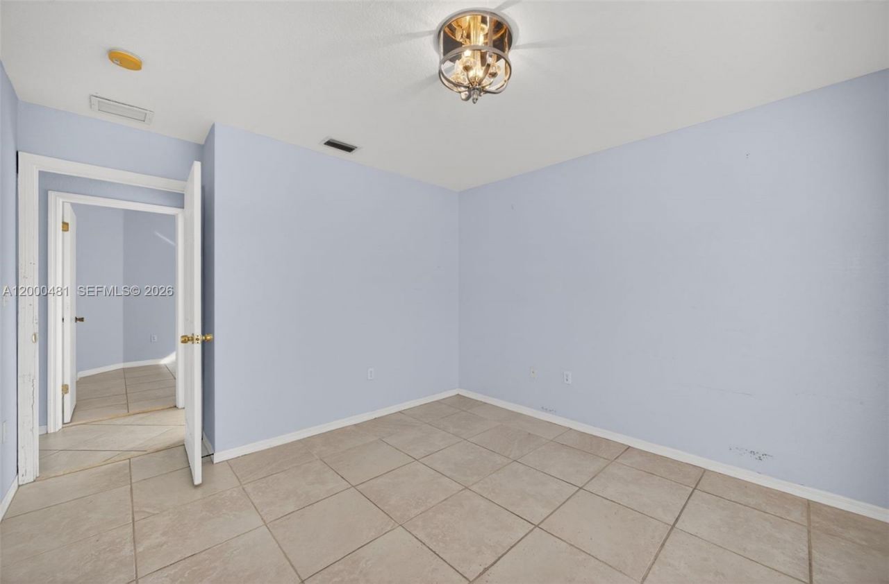 2073 SE 13th St , Homestead, FL 33035 Photo