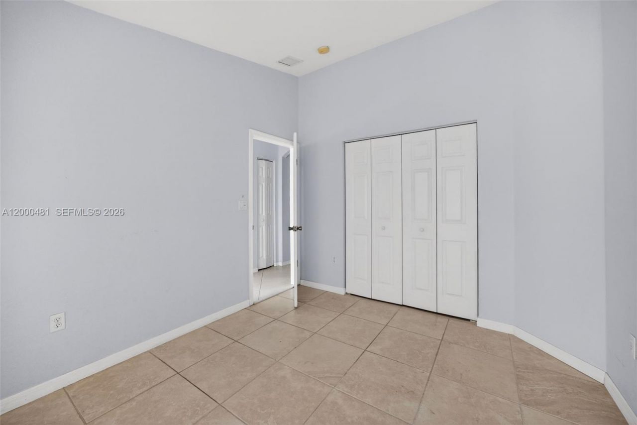 2073 SE 13th St , Homestead, FL 33035 Photo