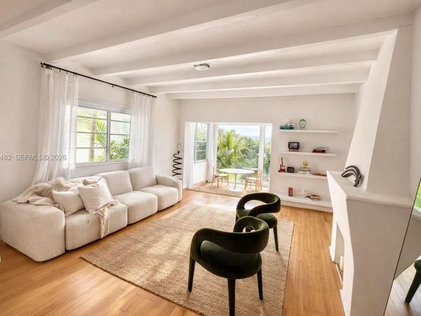 3915 N Meridian Ave, Unit 206, Miami Beach, FL 33140