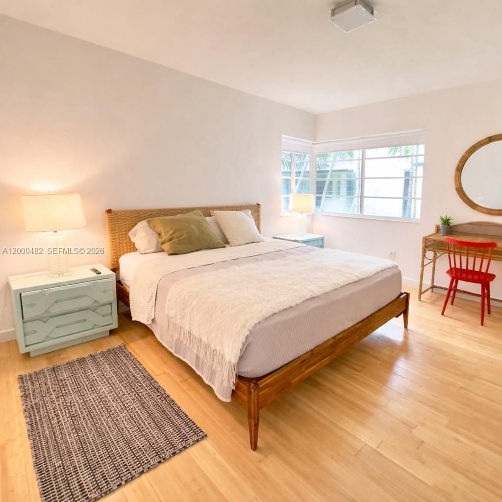 3915 N Meridian Ave, Unit 206, Miami Beach, FL 33140 Photo