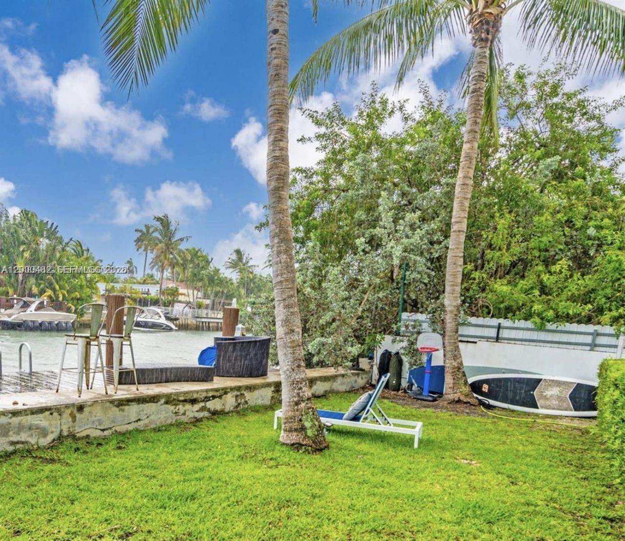 3915 N Meridian Ave, Unit 206, Miami Beach, FL 33140 Photo