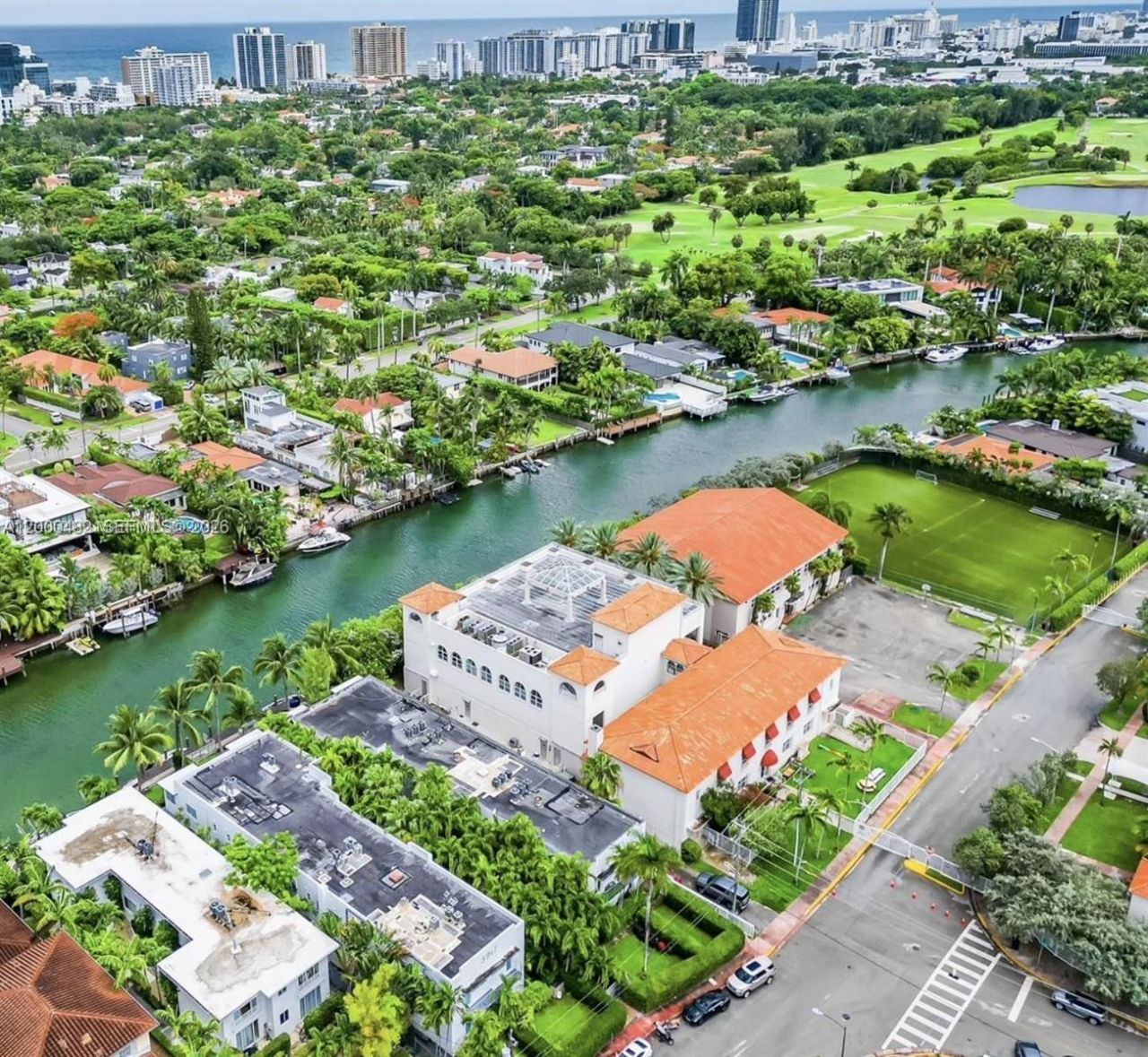 3915 N Meridian Ave, Unit 206, Miami Beach, FL 33140 Photo