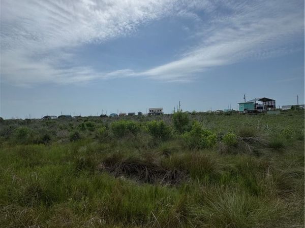 0 TITANIC, Sargent, TX 77414