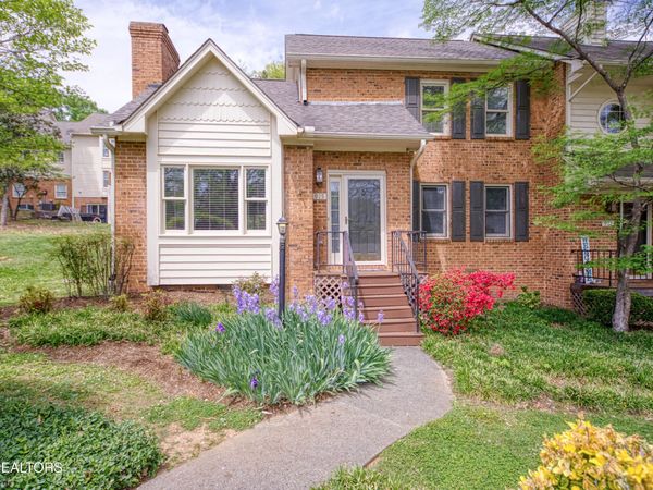 915 Miles Court, Knoxville, TN 37923