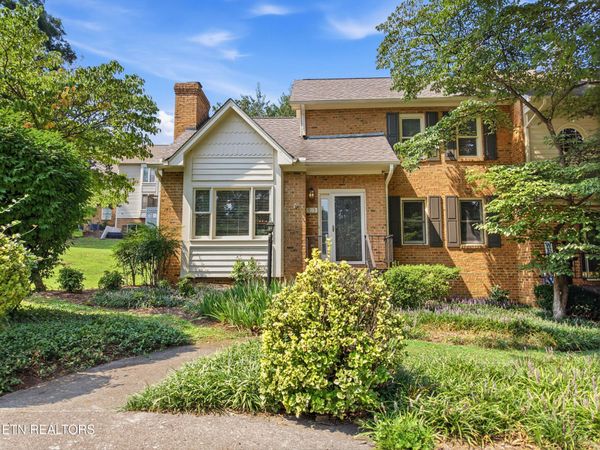 915 Miles Court, Knoxville, TN 37923