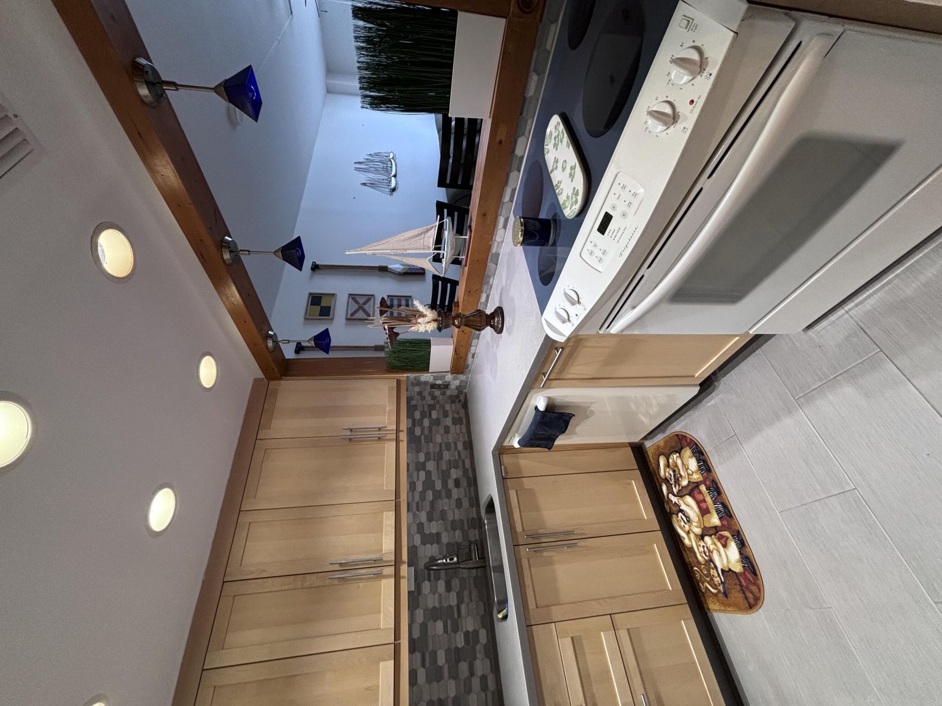 336 N Birch Road, Unit 8d, Fort Lauderdale, FL 33304 Photo