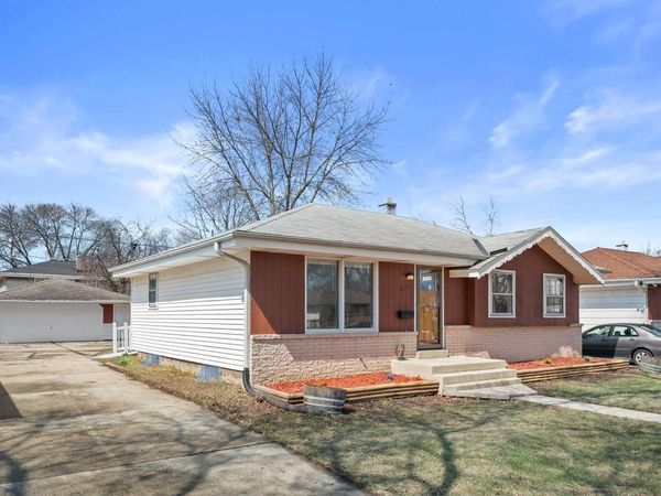 6531 N LANDERS STREET, Milwaukee, WI 53223