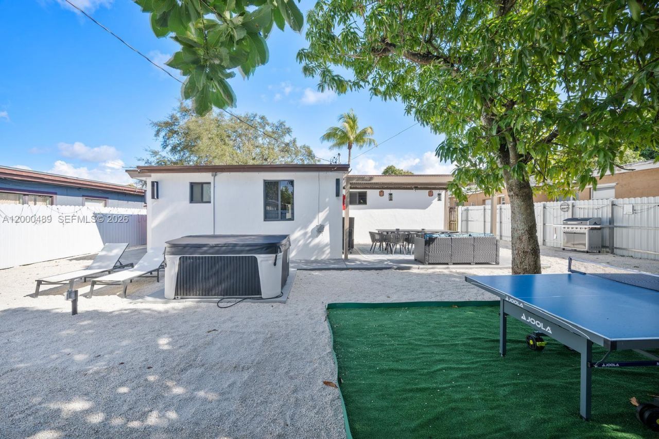 11730 NW 3rd Ave, Miami, FL 33168 Photo