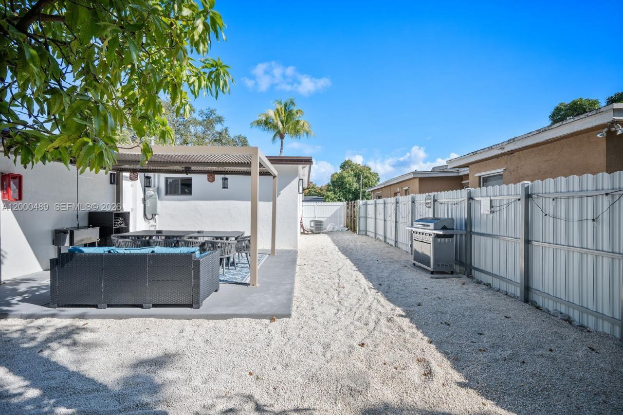 11730 NW 3rd Ave, Miami, FL 33168 Photo