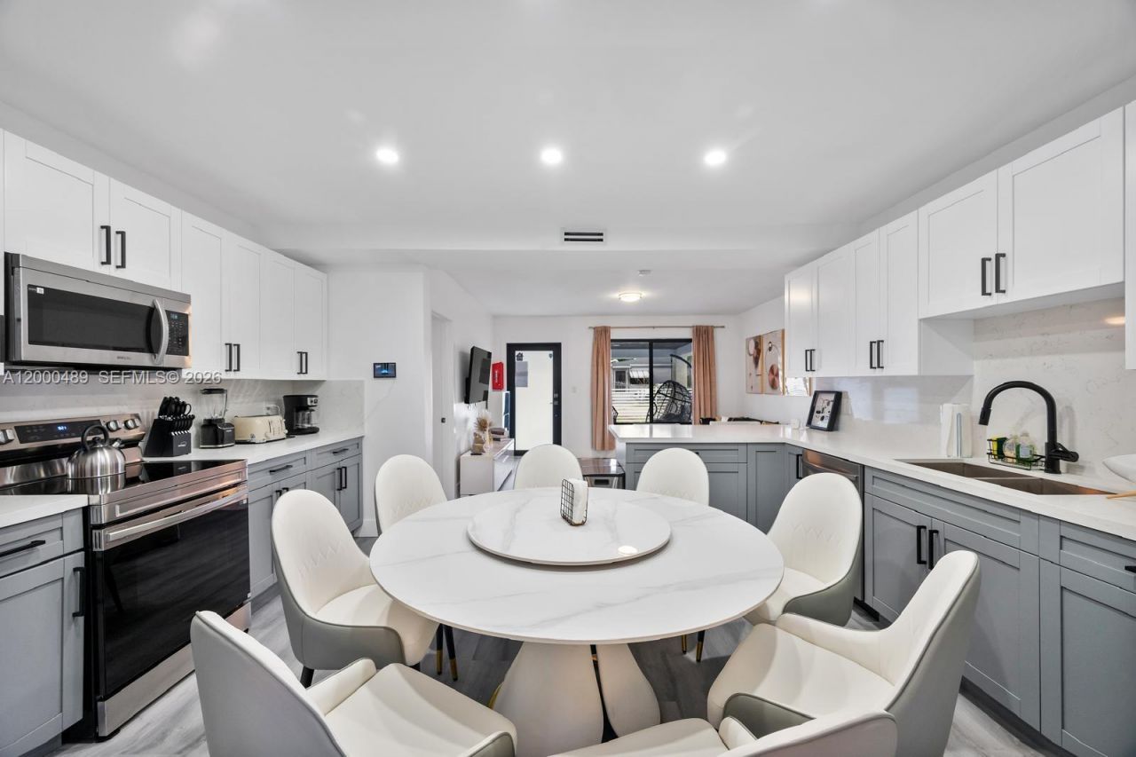 11730 NW 3rd Ave, Miami, FL 33168 Photo