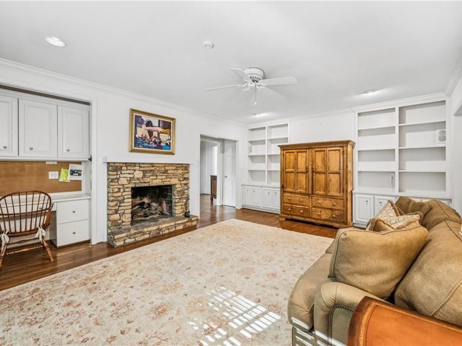 Property Image 16