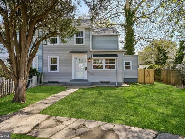 2872 TUCKAHOE ROAD, CAMDEN, NJ 08104