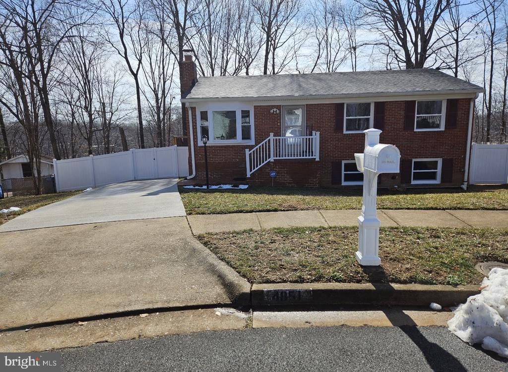 4851 Langer Lane, Woodbridge, VA 22193 Main Photo