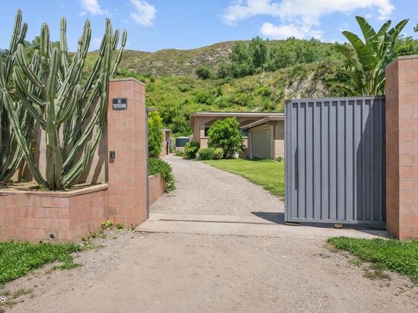 561 E Telegraph Road, Fillmore, CA 93015