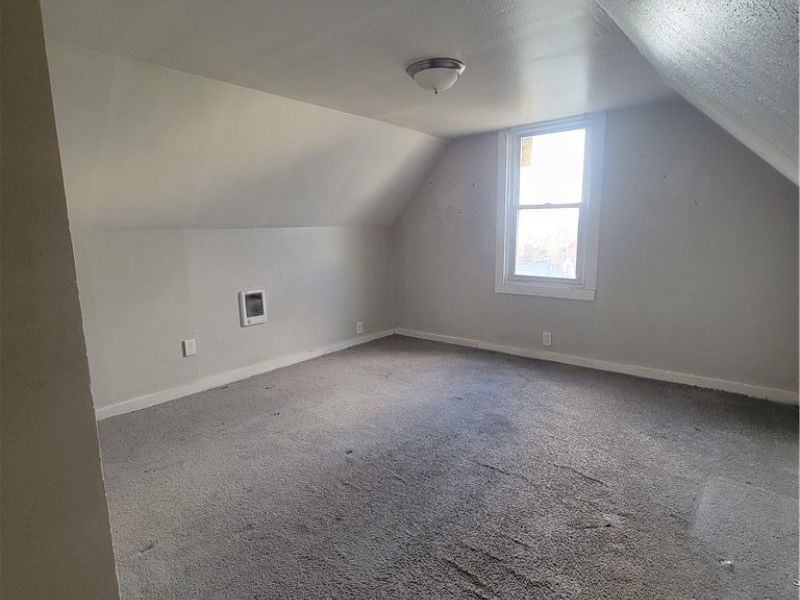 8118 Goodman Avenue, Cleveland, OH 44105 Photo 17