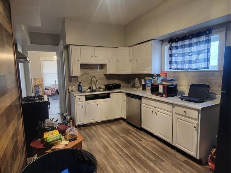 8118 Goodman Avenue, Cleveland, OH 44105 Photo 7