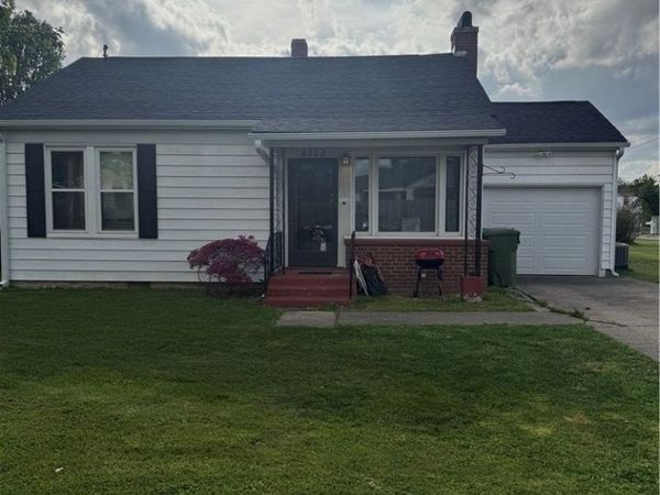 1112 10th Street , Rogers, AR 72756