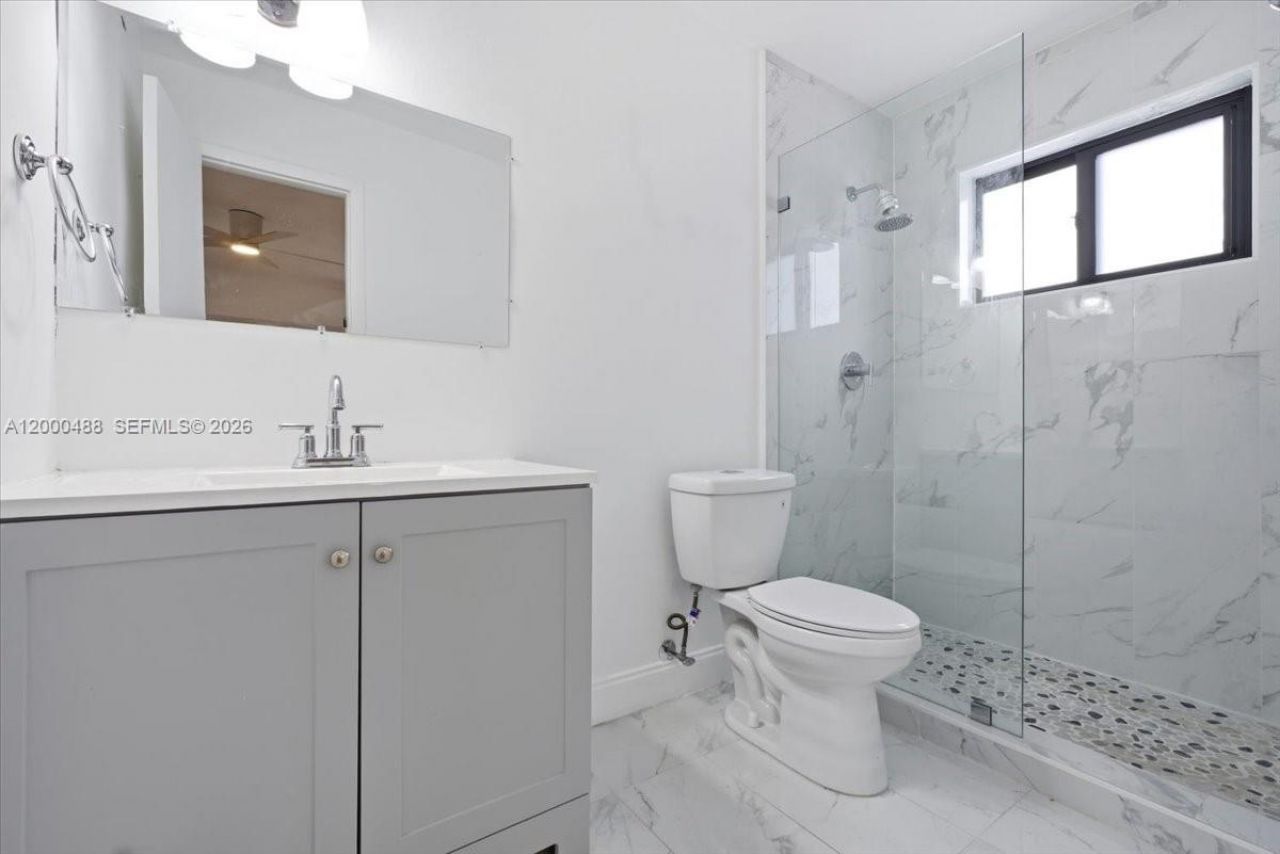 3522 SW 25th St, Unit 3522, Miami, FL 33133 Photo