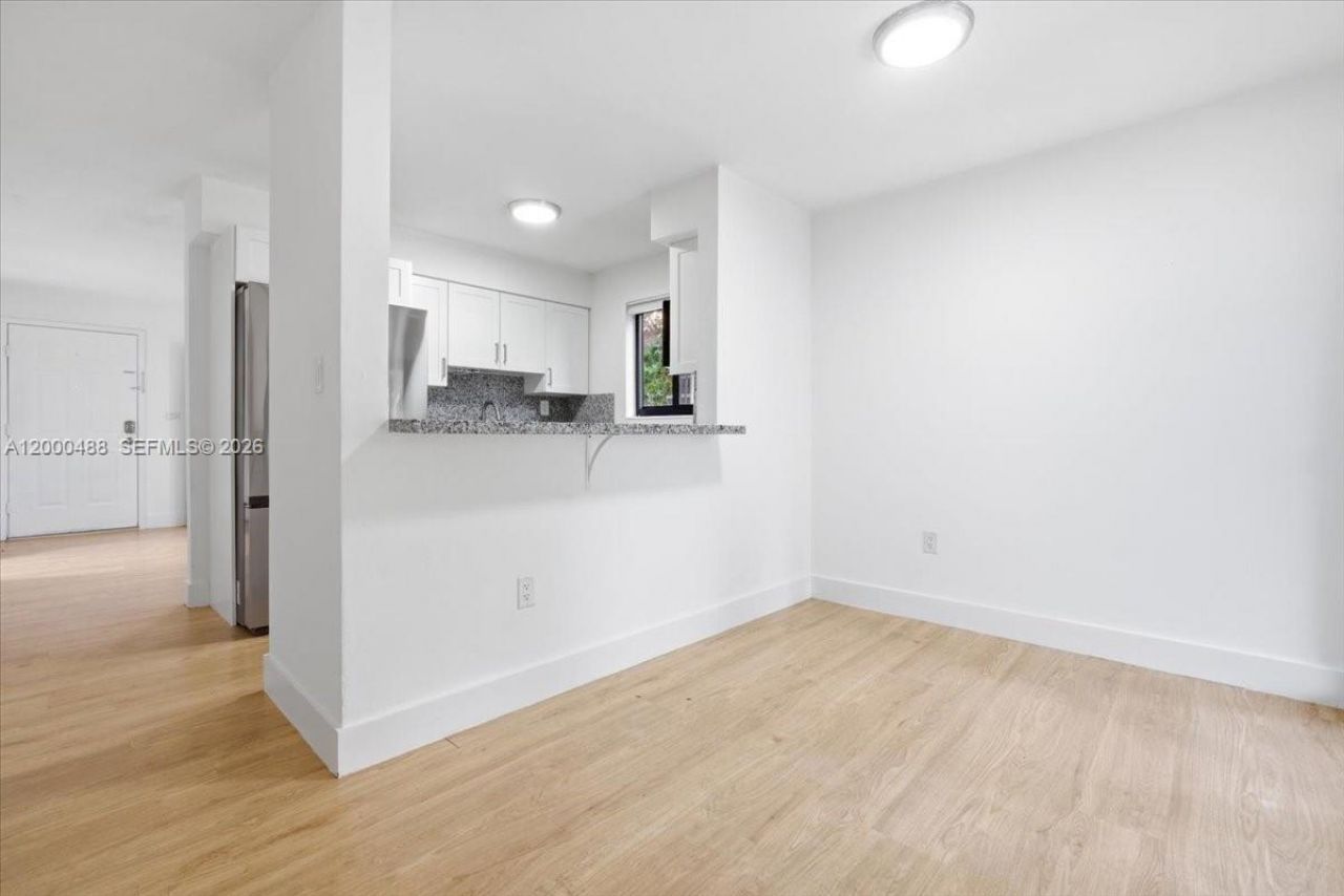 3522 SW 25th St, Unit 3522, Miami, FL 33133 Photo