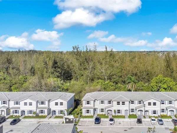 250 SE 10 Ct, Florida City, FL 33034