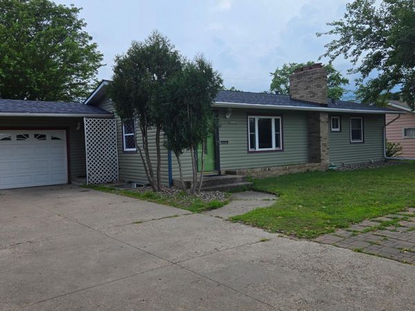 8530 Penn Avenue S, Bloomington, MN 55431