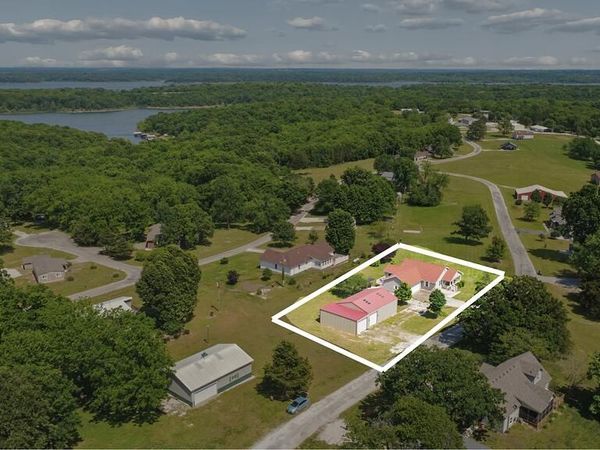 15025 E 2022 Road, Stockton, MO 65785