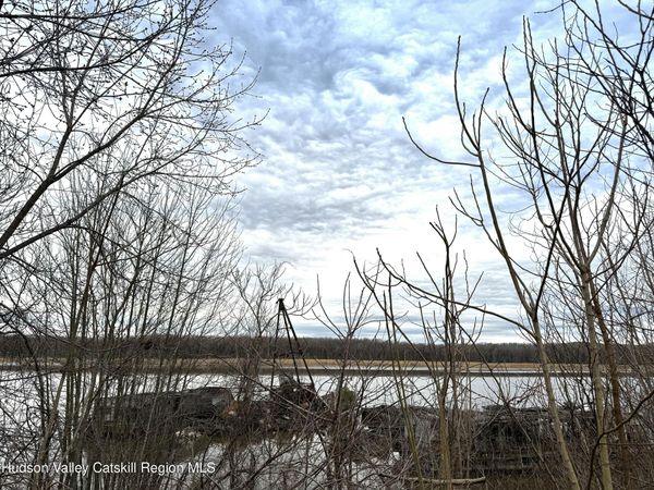 127/129 N Washington Street, Athens, NY 12015