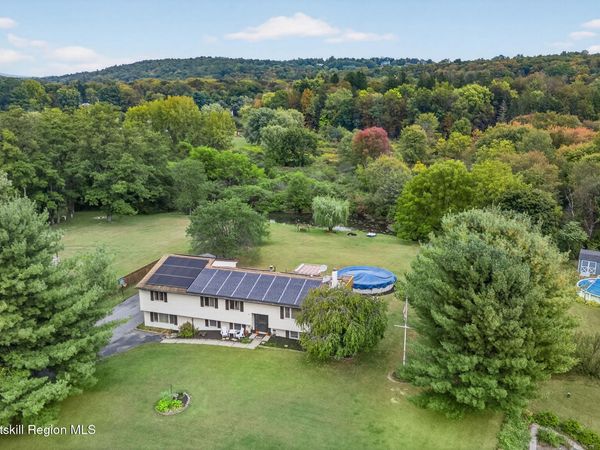 43 Heritage Road, Clinton Corners, NY 12514