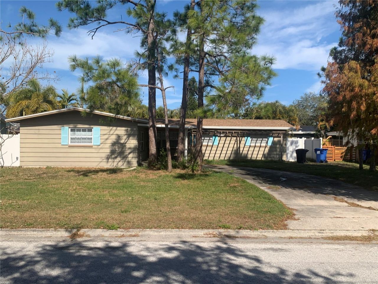 6359 13th Avenue N, Saint Petersburg, FL 33710 Main Photo